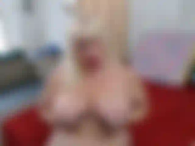 Un poco de todo---tetas, mamada descuidada, culo boquiabierto, dildo en el culo, un poco de guarradas.