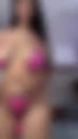 Disfruta de mis curvas sexys.