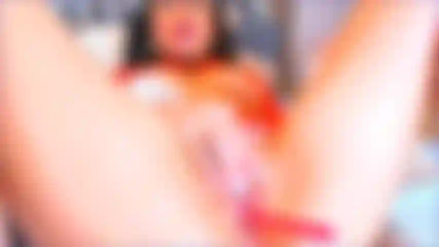 Juego de coño mojado de cerca.