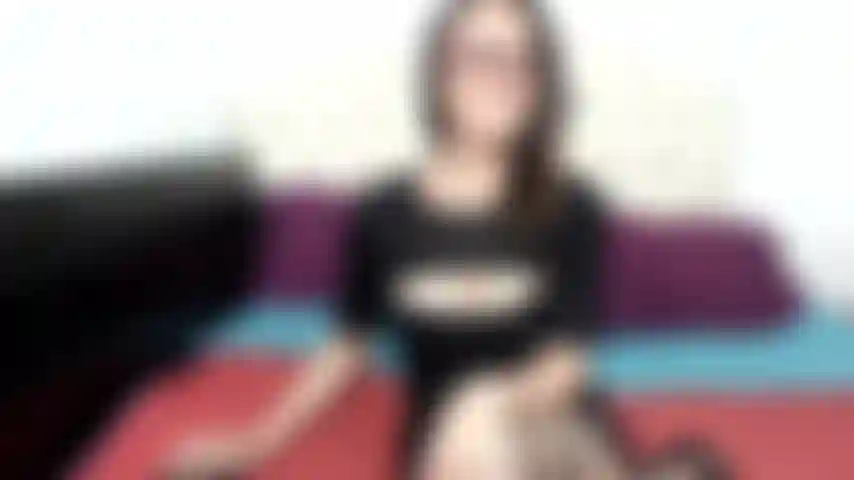 Pies y coñito depilado.