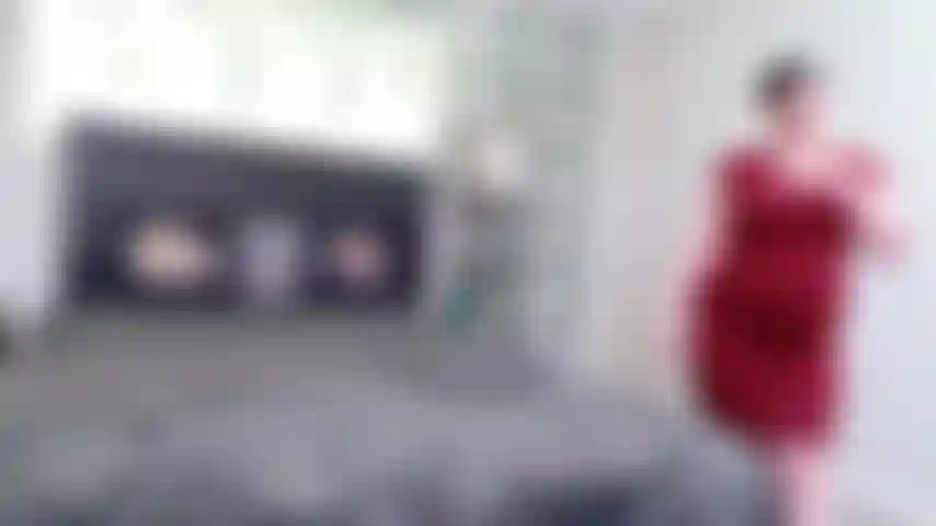 El juego de rol de la hermana embarazada de la esposa.