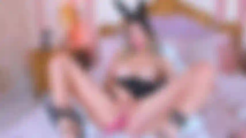 Conejita traviesa y juguetona.