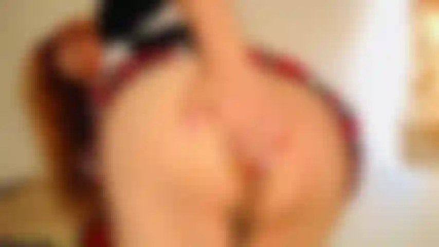 Cuando vuelvo de la universidad me gusta jugar con mis genitales :p.