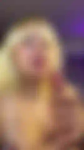 Cute blonde couldn't resist to use her mouth