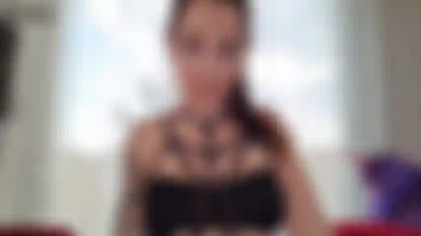 Lujuria de nailon negro.