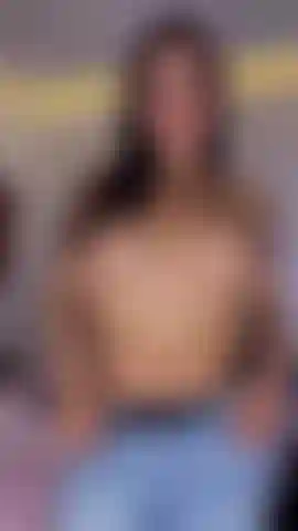 Obedezco todo lo que me pides, me encanta complacer.