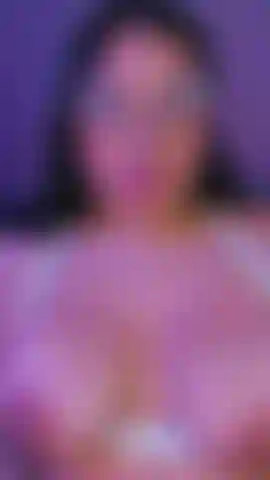 Flash video where you can see my big tits and I rub my big clitoris for you