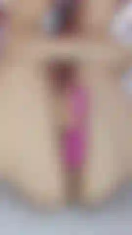 Fuck my pussy pink whit my vibrating dildo