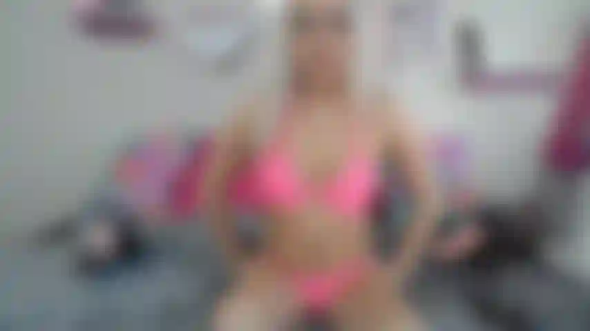 Cornuda de mi gangbang.