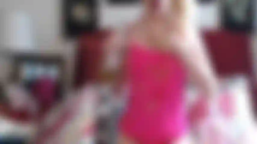 Cuerpo todo aceitado provocativo.