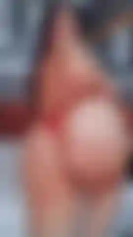 Tu leche en mis nalgas es una delicia.