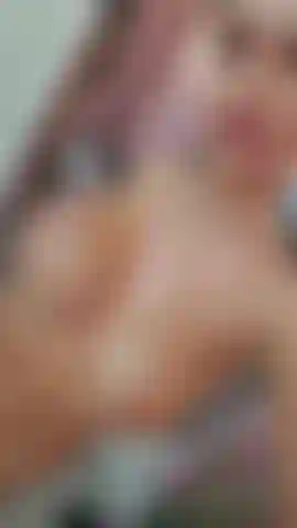 De tacto suave y cálido.