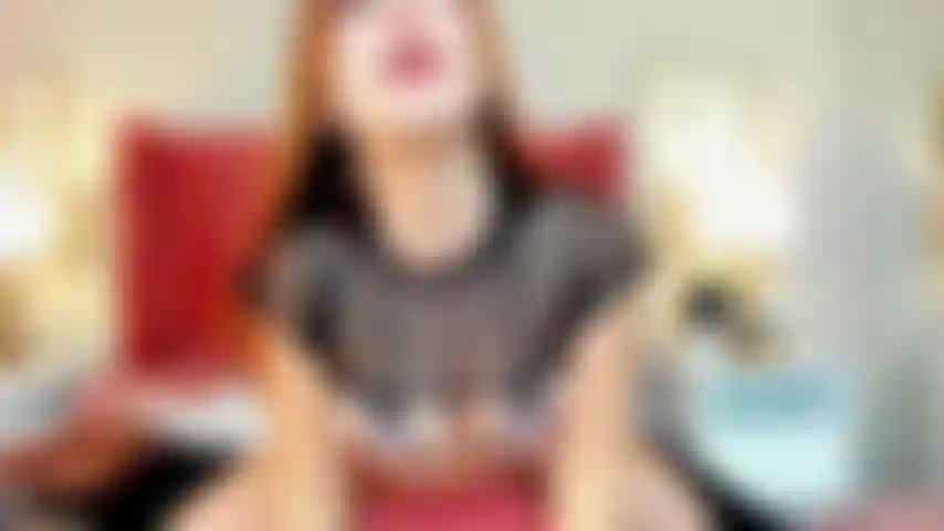 13 ¿Minutos de pecado puro sin censura listos para perder el control? 😈 He preparado una sesión privada de 13 minutos donde me lo quito todo solo para ti.Todo lo que encontrarás en este viaje: lencería fina y un striptease lento que te dejará sin aliento. Tetas enormes y un rebote brutal justo frente a la cámara. El culo rebotando fuerte en posición perrito. Nalgadas intensas que resuenan con cada golpe. Dedos húmedos dentro, acompañados de gemidos reales y sonidos de excitación.
