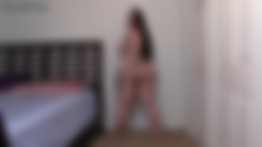 Culo grande sacudiendo charla sucia para cornudo pequeño, ¡quiero provocarte con mi gran trasero desnudo! Empiezo a mostrarlo, completamente desnuda, y a sacudirlo para que disfrutes. Tienes que acostumbrarte a solo verlo frente a ti y no tocarlo. No dejaré que te acerques a mí con esa pequeña polla tuya. ¡Necesito al menos 10 pulgadas para satisfacerme! Continúo hablándote sucio mientras sacudo mi enorme culo. Contándote cómo tal vez podrías ser mi cornudo y verme tomar esas grandes pollas que tanto disfruto. Al menos podrás escuchar mis gemidos de placer y verme follar en todos los sentidos. Luego te pido que te acerques mientras me agacho y sigo sacudiendo. Te cuento sobre una de mis primeras experiencias con una polla grande y cómo me excitaron solo las pollas grandes. No importa si una polla grande me desgarra y me abre, ¡me encanta! Mucho mejor que no poder sentir una polla pequeña como la tuya. Aún no te cansas de mí, ¿estás lista para ser mi cornudo y verme recibir una polla grande? ( Clip personalizado, adoración de culo, charla sucia, charla fetichista, sph, cornudo, cuckolding, humillación de pene pequeño, desnuda, desnudez, todo natural, tatuajes, chica tatuada, mujer solitaria, chica alta, bbw, con curvas, gordita, pawg, whooty, muslos gruesos, trasero grande, culo enorme, culo de burbuja, sacudidas de culo, twerk, twerking, sacudidas, sacudir el culo, aplausos de trasero, aplausos en las nalgas, descalza, apertura de culo, vista de culo, vista de coño, de pie, vista trasera, posición estilo perrito, morena, ojos marrones, lápiz labial rojo, labios oscuros, maquillaje, pelo largo, pelo liso, pelo hasta el trasero, gorda, muslos de 33 pulgadas, tetas de 44 pulgadas, culo de 53 pulgadas, pechos 38dd, narración de historias, historia traviesa, burlas, Spankdani).