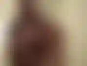 La hermana luchadora te drena las nueces. Salto encima de ti y empiezo a sujetarte. Sabes que voy a ganar y reclamar mi premio, que es drenarte de tu semen! Primero yo encima y luego a cuatro patas.