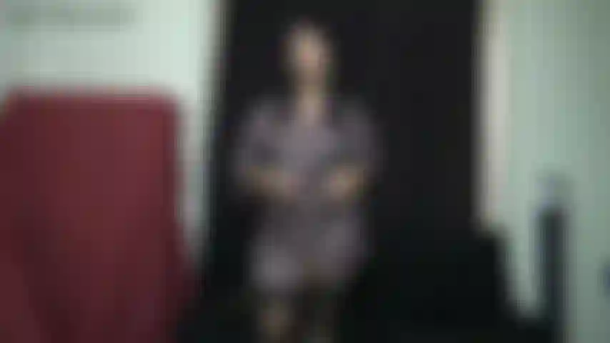 Confiesa ser mi perra- me dijiste tu deseo de ser mi bitchboi, adorarme, recibir azotes en el cinturón, ser humillado e incluso convertirte en un marica. Sigue confesándome para ser llevado más profundo en esta fantasía!