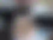 Espectáculo de semen en cámara con un dildo verde gigantesco: recientemente obtuve un juguete grande y loco y aún no lo había probado, así que decidí probarlo por primera vez en vivo en la cámara. Lo follo en mis muslos hasta que me corro duro!