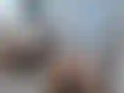 Doble espejo twerk: después de mi baño, sin maquillaje, twerk a cuatro patas con mi espejo a la vista para una doble vista. Adora mi culo con mi forma más básica de palmadas en el culo. Obtén una vista completa de mi cuerpo desnudo.