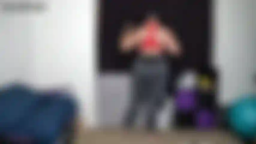 Dominate roomate joi tease- te pillo mirándome el culo y hago que saques tu polla para acariciarme. Necesitas romper con tu prometido para poder adorarme todos los días. Ponte de rodillas. Me froto el coño, ¡ahora me corro exactamente cuando te lo digo!