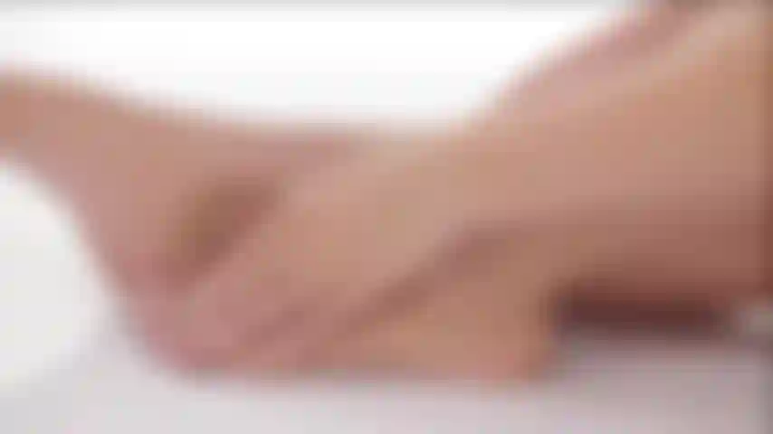 This is only for those who like exclusives, so don't hesitate to open it and look at me from the outside.