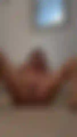 Mi primer video squirt fue una locura, ¡ni yo misma me lo esperaba! Estaba tan excitada que al final inundé todo el suelo my first squirt video it was insane—even i didn't expect it! I was so turned on that i ended up flooding the whole floor.