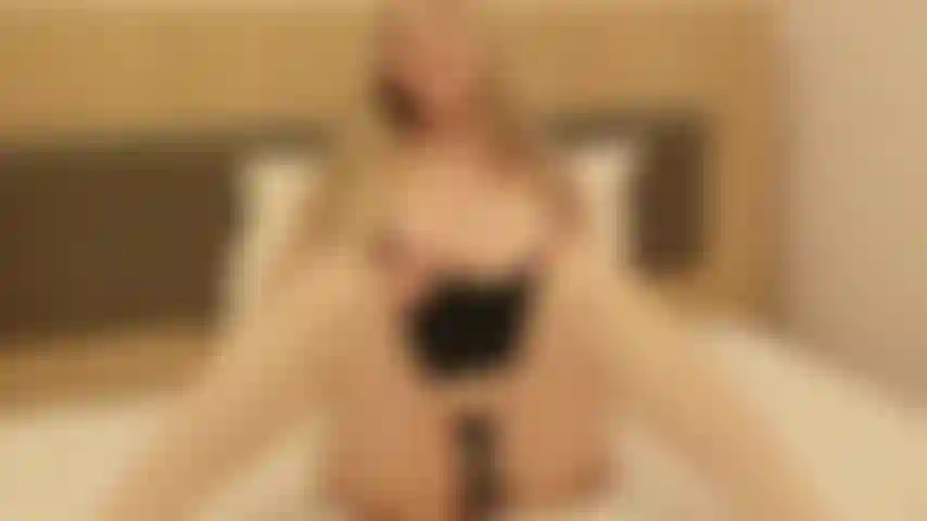 Vibrando hasta correrme... Una y otra vez.