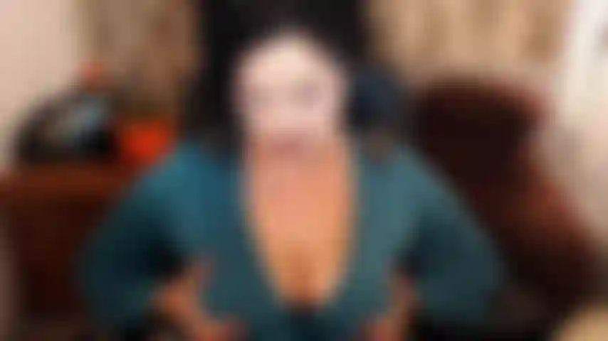 " Este facial es solo para ti, mike! " Así es como comenzó este privado, chupando y follando la gran polla blanca de mike. El final se volvió diferente, teniendo un orgasmo sobre la gran polla negra de alex :))) así de versátil soy jajaja.