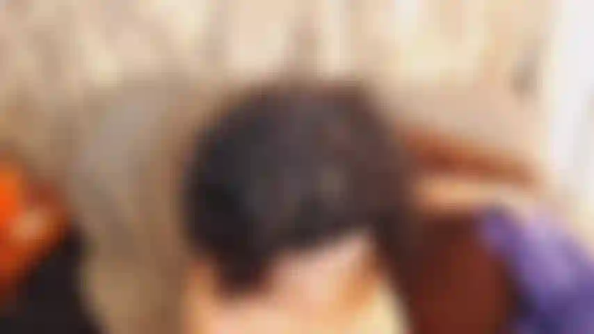 Fetiche satinado! Roleplay! Soy tu vecina madura, sexy, que siempre está tomando el café con tu esposa. Me contó sobre tu fetiche de satén y estoy dispuesta a seducirte con mi cuerpo satinado y hermoso. Tan sexy y brillante. Y que joven polla dura, nena :).