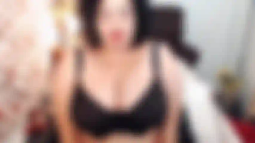 Toiné. Un escote a medida, escupir, hablar sucio, provocarte las tetitas y pajearte animo para ti. Ustedes también pueden disfrutar, chicos :)))))).