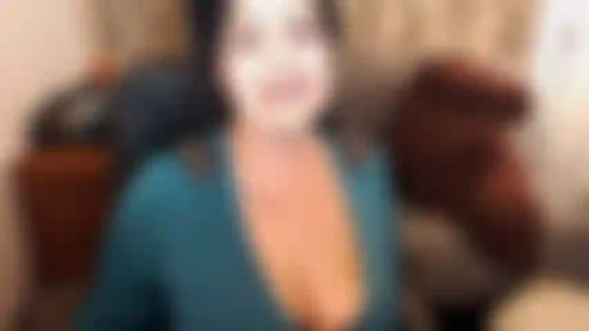 Mi receta favorita de capuchino! Yo pongo las tetitas y el café, tu traes la polla y la leche :)))) las mezclamos, las pajeamos, chupamos, lamemos, escupimos, babeamos y listo! El capuchino del viernes está listo para tragarlo :p.