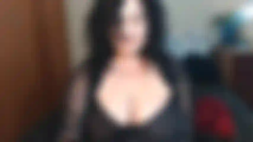 Sph! Delgada, bajita y fea, la pesadilla de cualquier mujer. La definición de un patético perdedor.