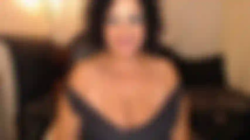 Sexy MILF taking cock! Highheeled, big tittied, horny, dirty talking, hot as fuck .Watch me :P 
#milf,#mature,#sexymilf,#bigtits,#hairypussy,#maturepussy,#maturesex,#toys,#sexylegs,#nylons,#stockings,#highheels,#sexymaturefuck,#dirtytalk