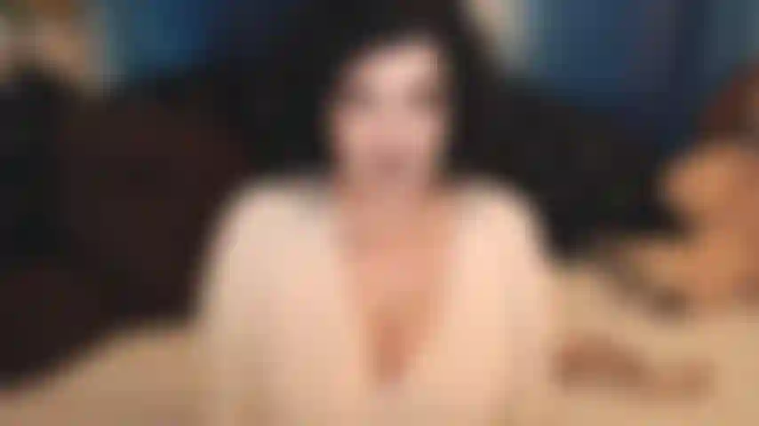 Soy una rompehogares tan traviesa y natural! Estas casada? ¿Tienes un fetiche por las tetas grandes? Impresionante, vamos a pasar un buen rato juntos :) ¿tu esposa? Ella va a follar su consolador esta noche :).