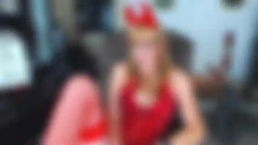 16. Madrastra lo quiere por detrás.