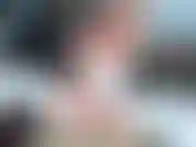28. La enfermera summer se folla un dildo y se corre.