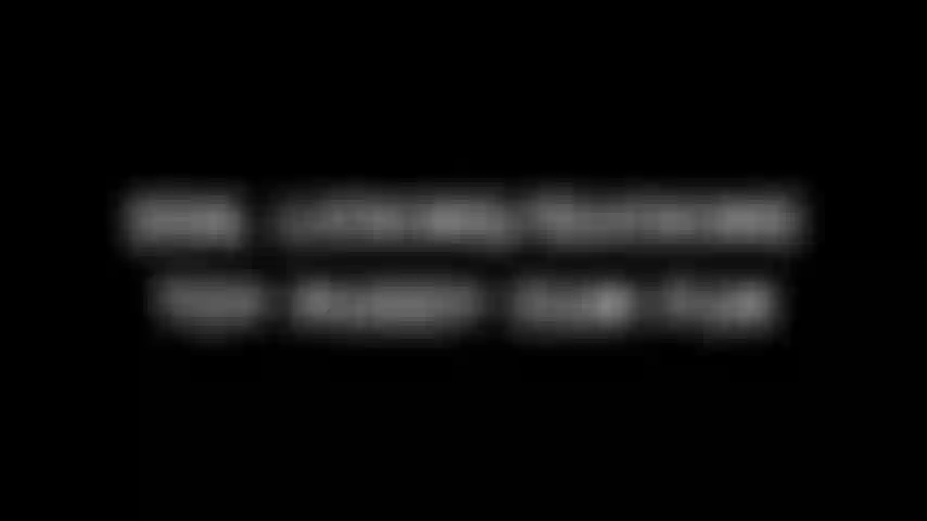 226. Lamiendo/chupando el coño de un juguete y cum divertido.