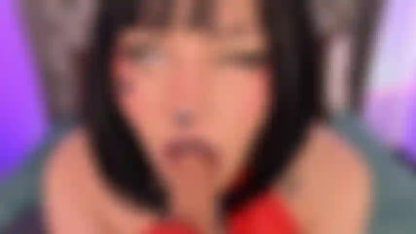 La cara y las tetas de mimo sexy estan folladas ??