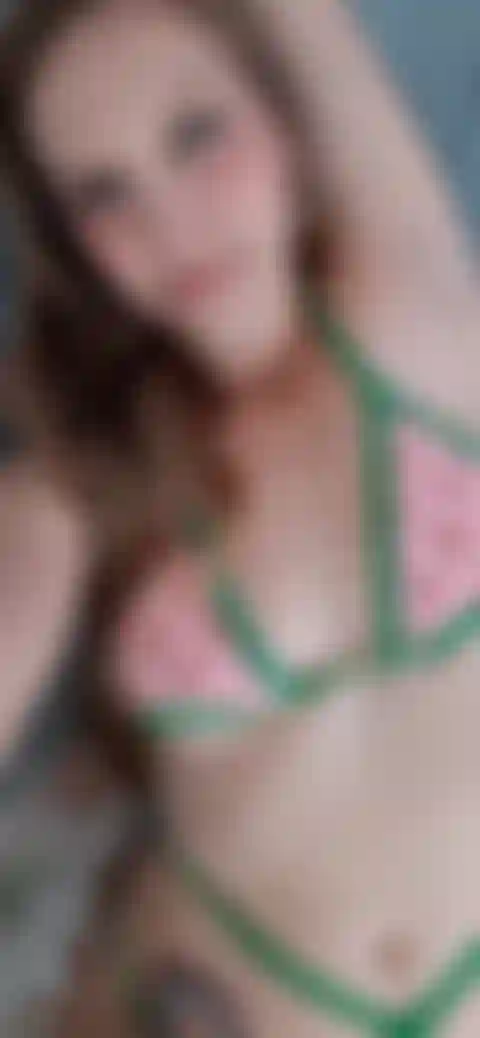 Cuerpo completo provoca en mi bikini.