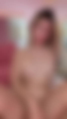 Irritando mi coño con tu gran polla.