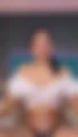 Un juego excitante con mis dedos en mi coño, me excita hacerlo cuando estoy muy cachonda.