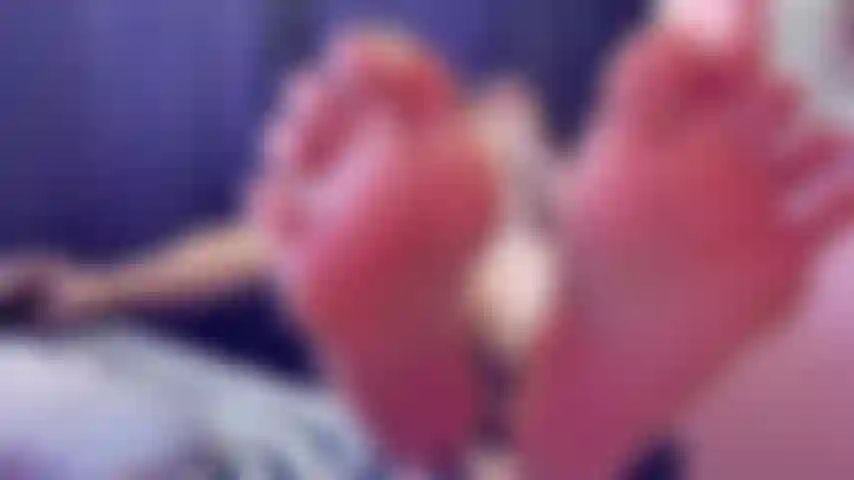 234, Adora estos pies de milf ardiente, un adelanto de mi charla sucia y mis pies maduros en tu cara.