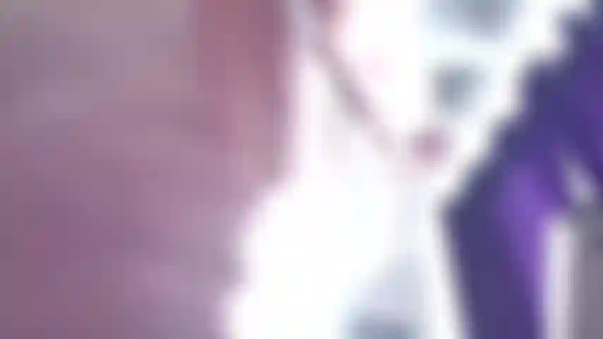 Lame mi pequeño y apretado culo, mírame inclinarme justo en tu cara, pov, dejándote acercarte a mi pequeño y apretado culo para que puedas olerlo y lamerlo para mí. Charla sucia caliente y vistas de cerca, gran avance en video para amantes del culo.