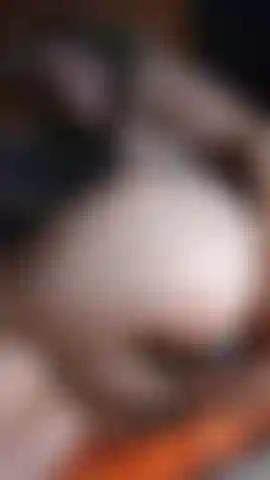 Taking medium plug out  (>.<)