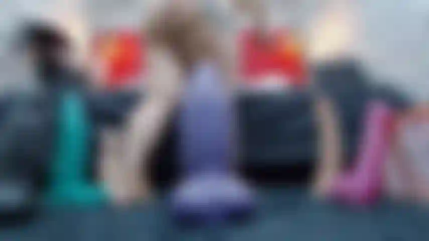 Gusto anal morado enorme.