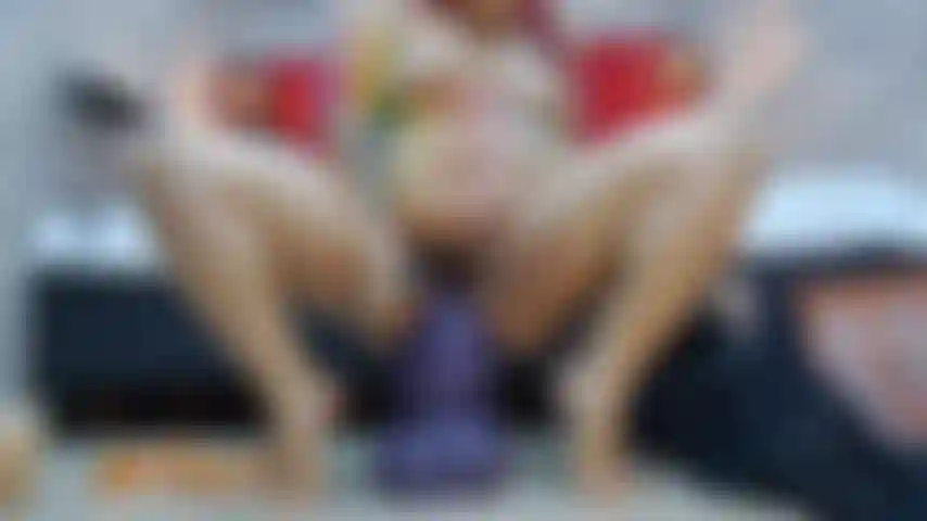 Morada enorme juguete anal!! Super anal!!!!