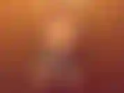 Sacudiendo mis grandes tetas rebotándolas mientras te digo que te pajees la polla.