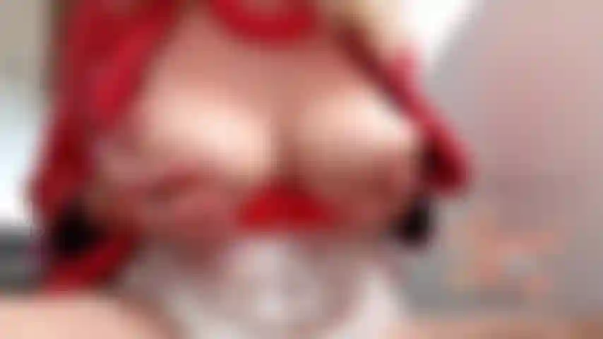 ¡Dios mío otra vez un video candente! Madura se folla su gran trasero con un consolador a lo perrito y luego.... Lluvia dorada #fluidos #deportes acuáticos.