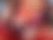 Se parte de un show privado muy exclusivo (parte 1), donde me vuelvo loca! Metiendo bragas en el coño, usando un consolador envuelto en una media de rejilla y más....