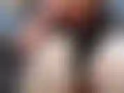 Mira cómo meto mis bragas en mi coño mojado y juego con un consolador caliente hasta correrme... Luego saco mis bragas empapadas de mi coño mojado y cremoso.