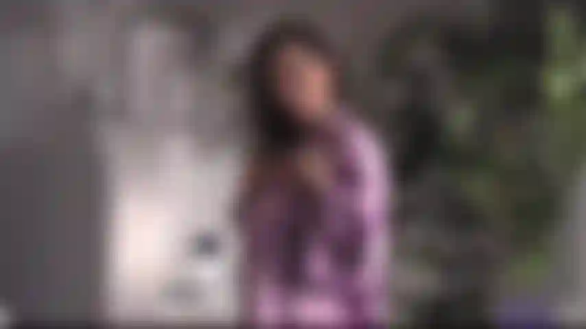 Bromeando con medias de rejilla.